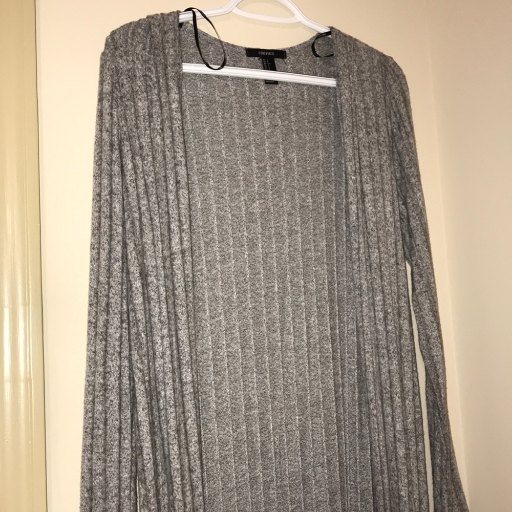 Full body grey cardigan
